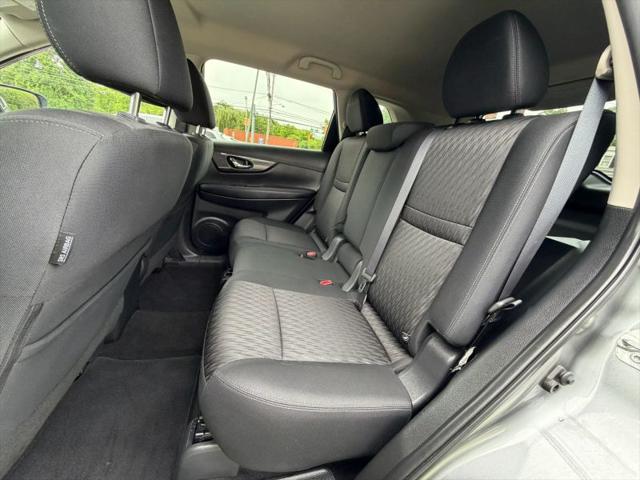 2000 Nissan Rogue SV