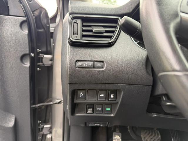 2000 Nissan Rogue SV