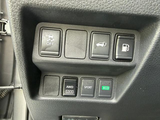 2000 Nissan Rogue SV