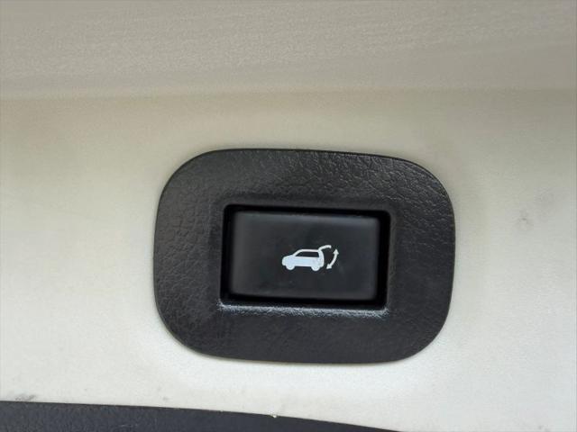 2000 Nissan Rogue SV