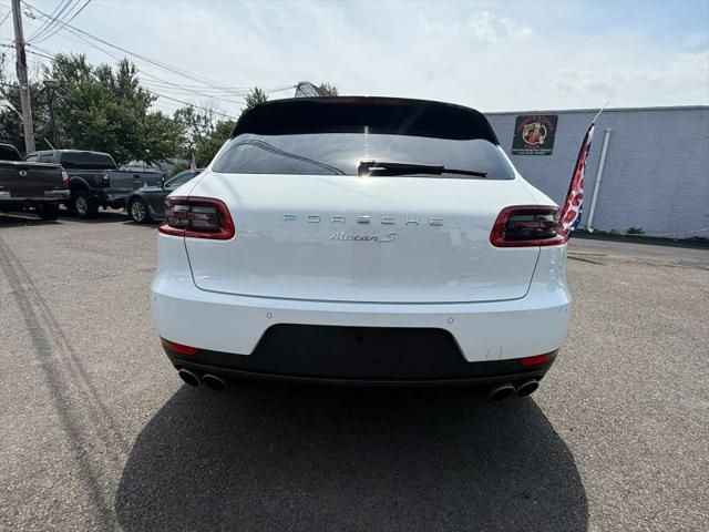 2016 Porsche Macan S