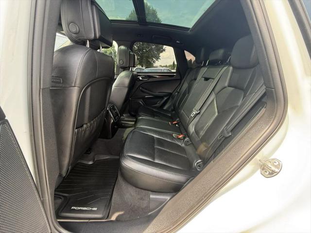 2016 Porsche Macan S