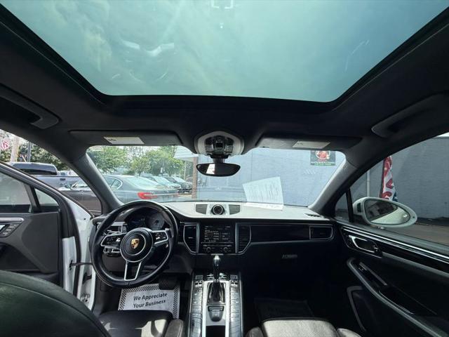 2016 Porsche Macan S