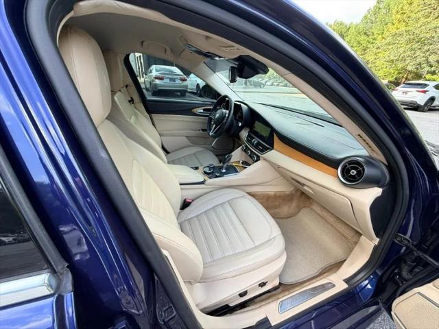2017 Alfa Romeo Giulia Ti RWD