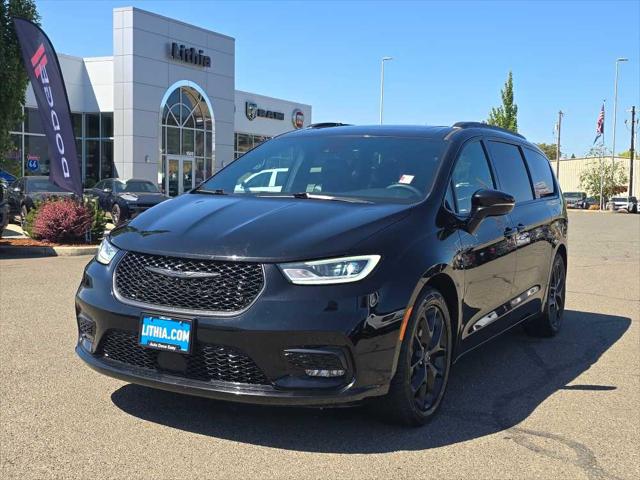 2025 Chrysler Pacifica Limited for sale in Roseburg, OR