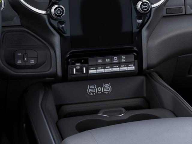 2026 Ram 3500 Big Horn Crew Cab 4x4 8 Box
