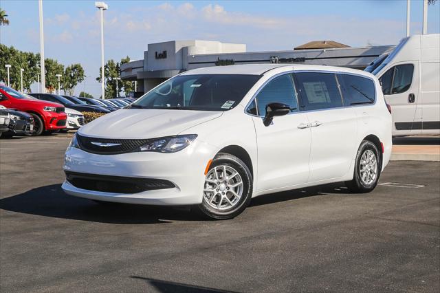 2027 Chrysler Pacifica LX for sale in Lodi, CA