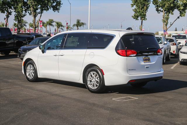 2027 Chrysler Pacifica LX