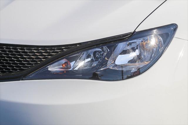 2027 Chrysler Pacifica LX