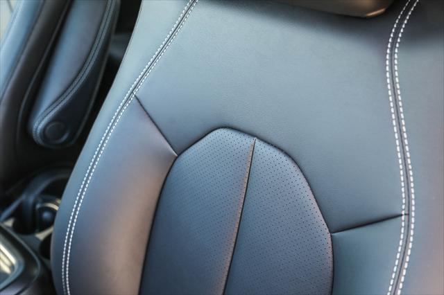 2027 Chrysler Pacifica LX