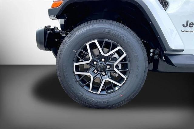 New 2027 Bright White Clear-Coat Paint Jeep Sahara image 28