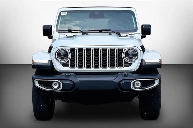 New 2027 Bright White Clear-Coat Paint Jeep Sahara image 3