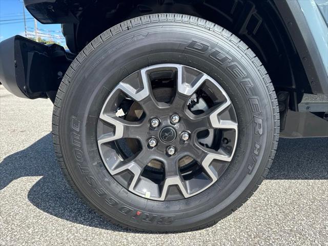 2026 Jeep Gladiator GLADIATOR SAHARA 4X4