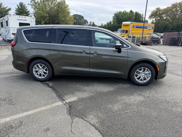 2027 Chrysler Pacifica PACIFICA SELECT 2027 Chrysler Pacifica PACIFICA SELECT