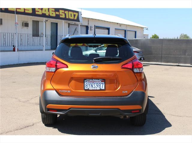 2019 Nissan Kicks SR