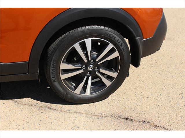 2019 Nissan Kicks SR
