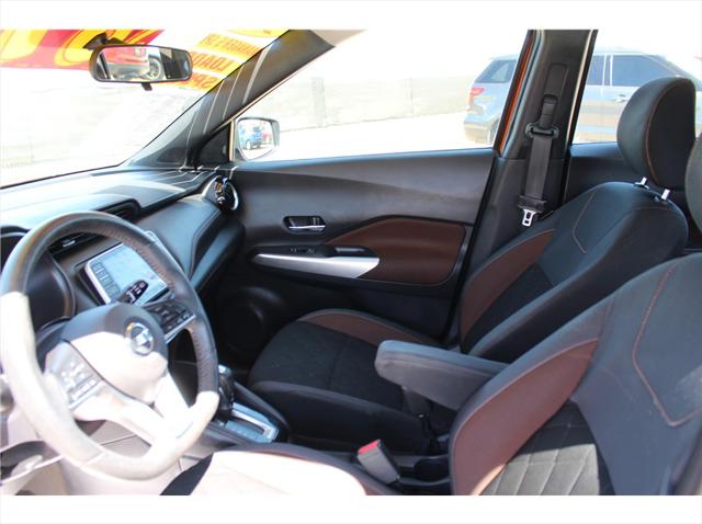 2019 Nissan Kicks SR