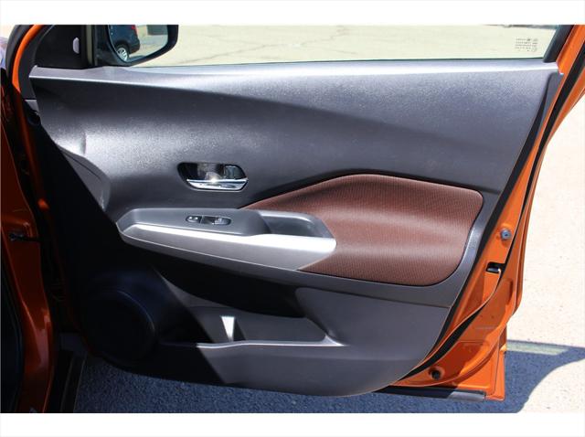 2019 Nissan Kicks SR