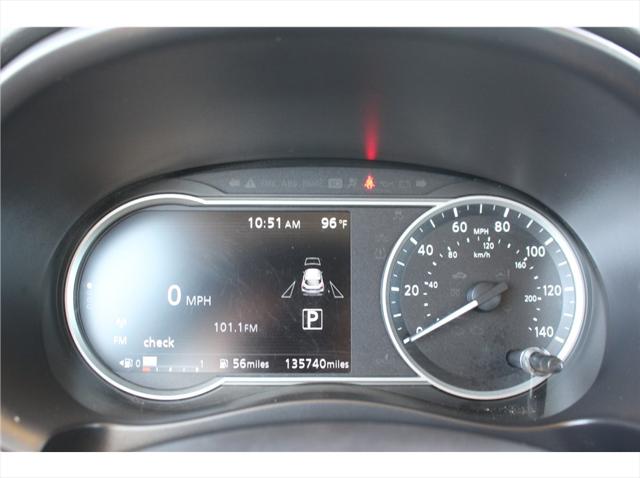 2019 Nissan Kicks SR