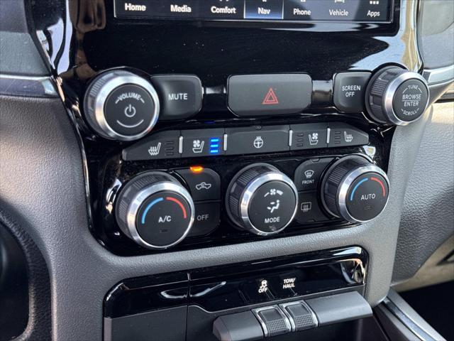 2024 Ram 1500 Laramie Crew Cab 4x2 57 Box