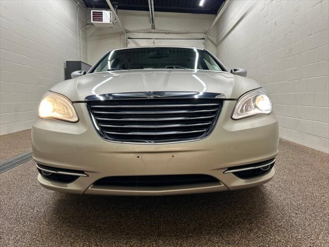 2014 Chrysler 200 Limited