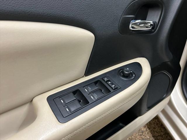 2014 Chrysler 200 Limited