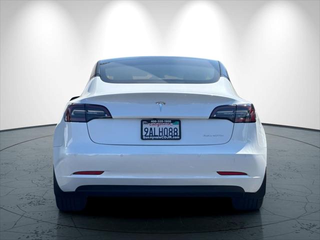 2022 Tesla Model 3 Long Range Dual Motor All-Wheel Drive