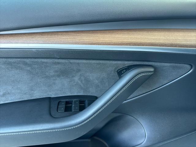 2022 Tesla Model 3 Long Range Dual Motor All-Wheel Drive