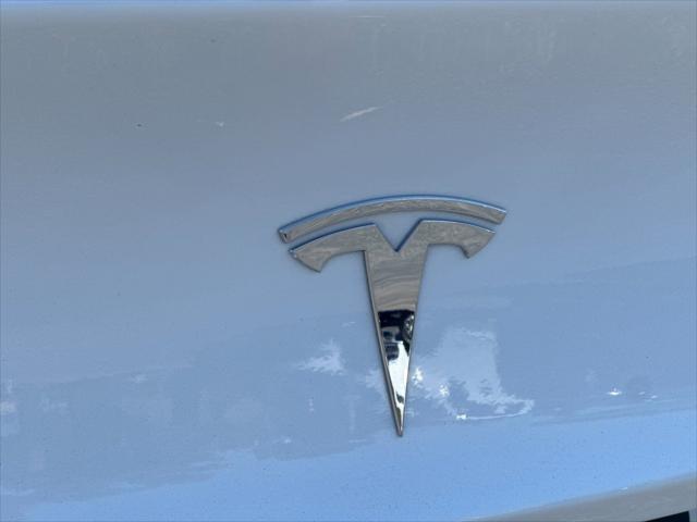 2022 Tesla Model 3 Long Range Dual Motor All-Wheel Drive