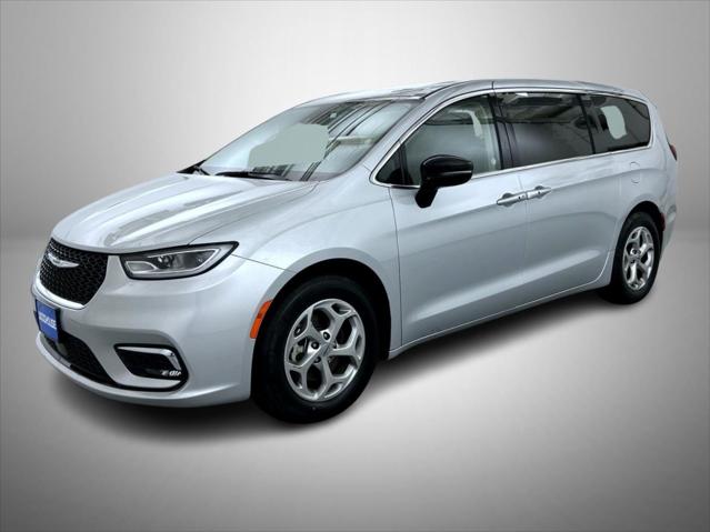 2024 Chrysler Pacifica Limited for sale in Blair, NE