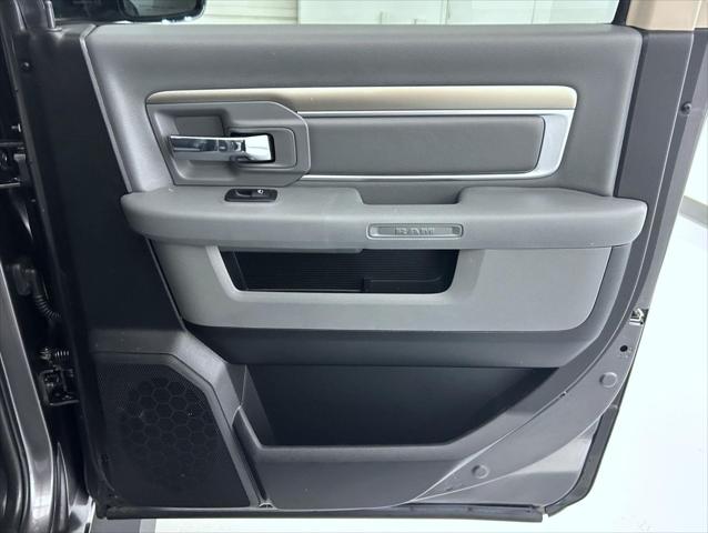 2017 Ram 1500 Big Horn Crew Cab 4x4 5'7" Box