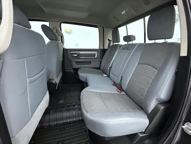 2017 Ram 1500 Big Horn Crew Cab 4x4 5'7" Box