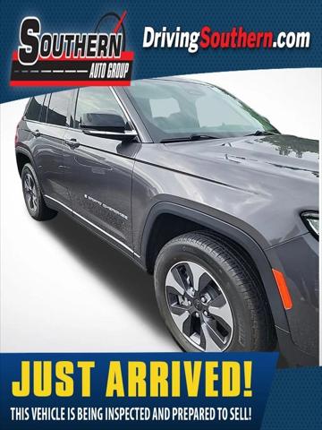 2022 Jeep Grand Cherokee 4xe Limited 4x4 2022 Jeep Grand Cherokee 4xe Limited 4x4