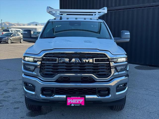2026 RAM Ram 3500 Chassis Cab RAM 3500 TRADESMAN CREW CAB CHASSIS 4X4 60 CA 2026 RAM Ram 3500 Chassis Cab RAM 3500 TRADESMAN CREW CAB CHASSIS 4X4 60 CA