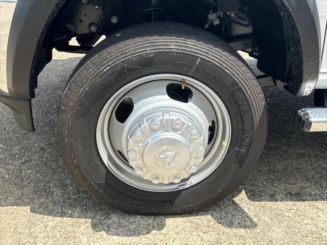 2026 RAM 5500 Chassis Tradesman/Big Horn