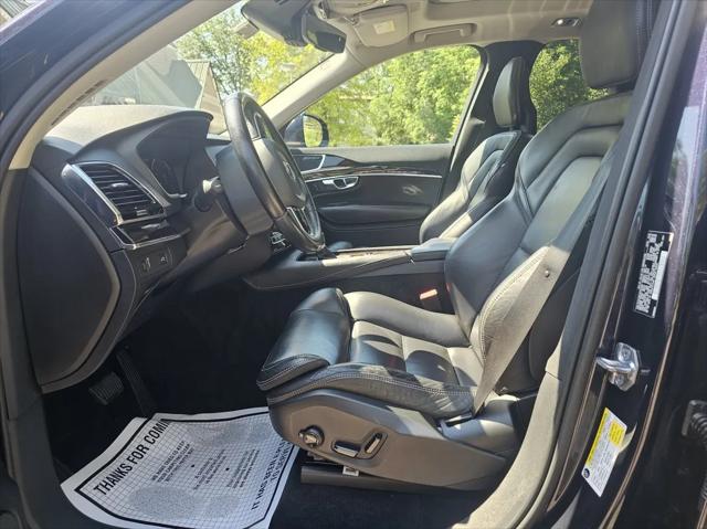 2017 Volvo XC90 T6 Momentum