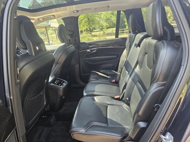 2017 Volvo XC90 T6 Momentum