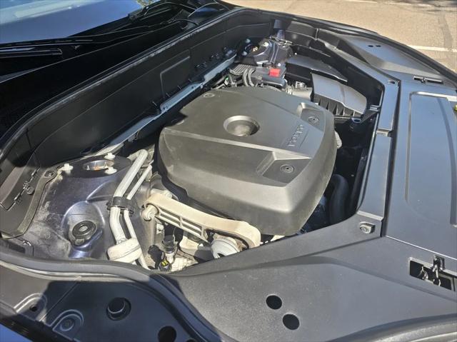 2017 Volvo XC90 T6 Momentum