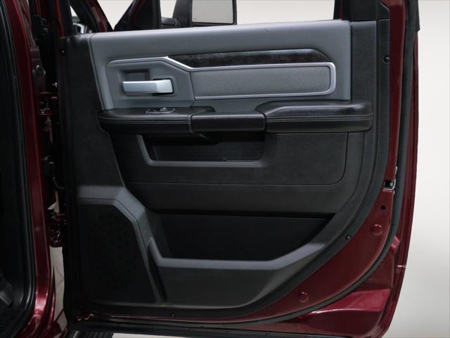 2023 Ram 3500 Big Horn Crew Cab 4x4 8 Box