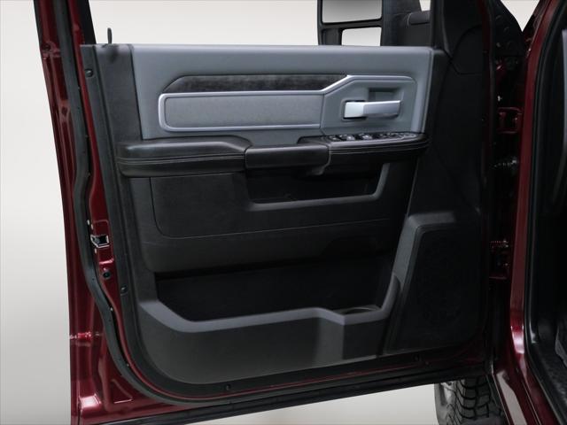 2023 Ram 3500 Big Horn Crew Cab 4x4 8 Box