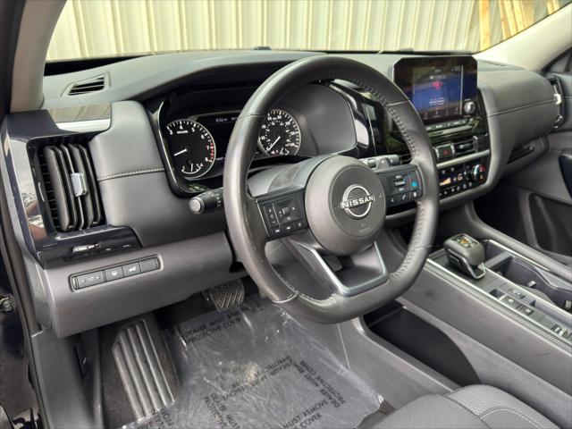 2024 Nissan Pathfinder SV FWD