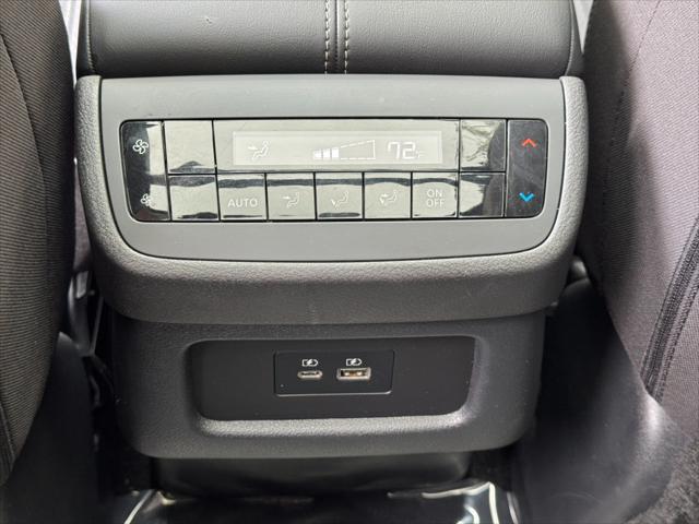 2024 Nissan Pathfinder SV FWD
