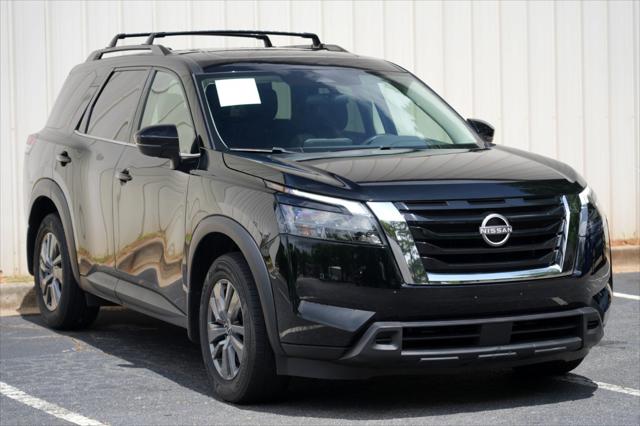 2024 Nissan Pathfinder SV FWD