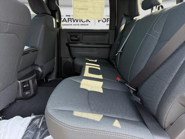 2026 Ram 2500 Black Express Crew Cab 4x4 64 Box