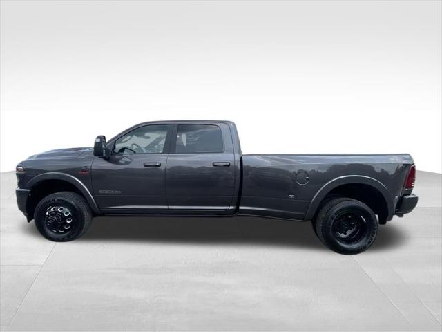 2026 Ram 3500 Limited Crew Cab 4x4 8 Box