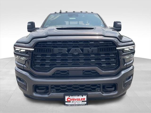 2026 Ram 3500 Limited Crew Cab 4x4 8 Box