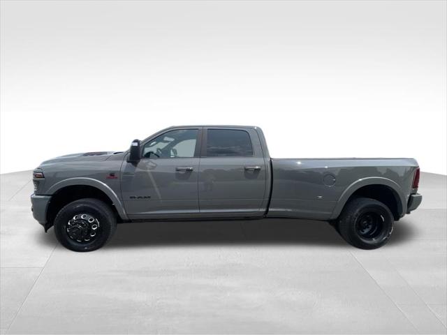 2026 Ram 3500 Limited Crew Cab 4x4 8 Box