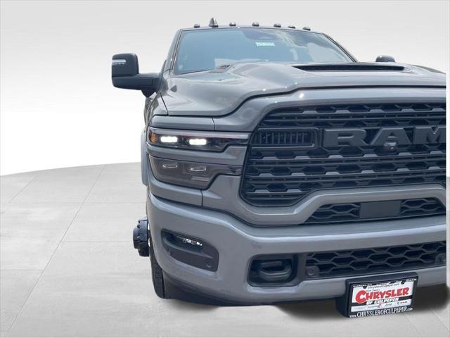 2026 Ram 3500 Limited Crew Cab 4x4 8 Box