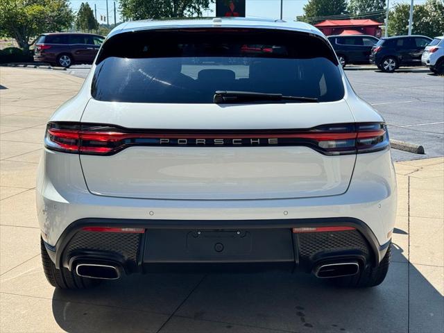 2023 Porsche Macan T
