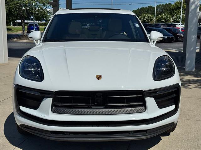 2023 Porsche Macan T